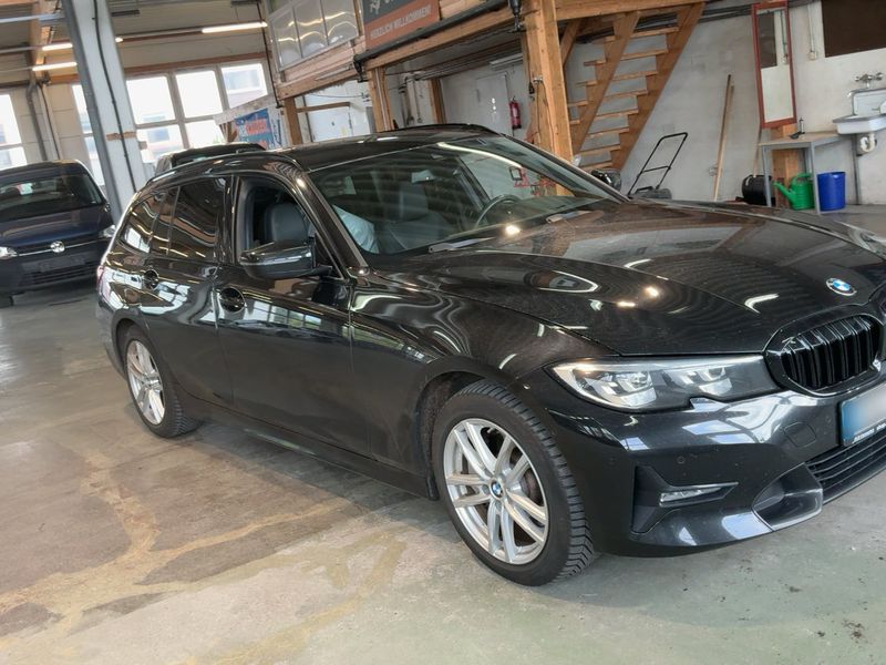 BMW 3er 330e xDrive Sport Line 2021 – снимка 12