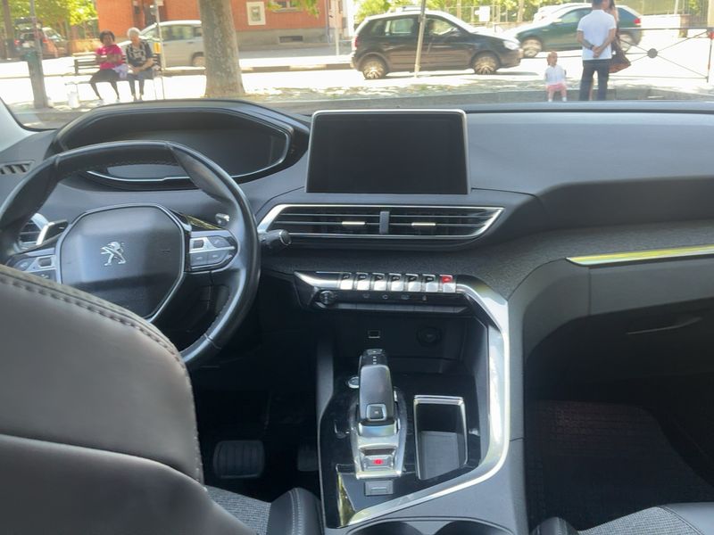 Peugeot 3008 1.6 Blue-HDi Allure — zdjęcie 12