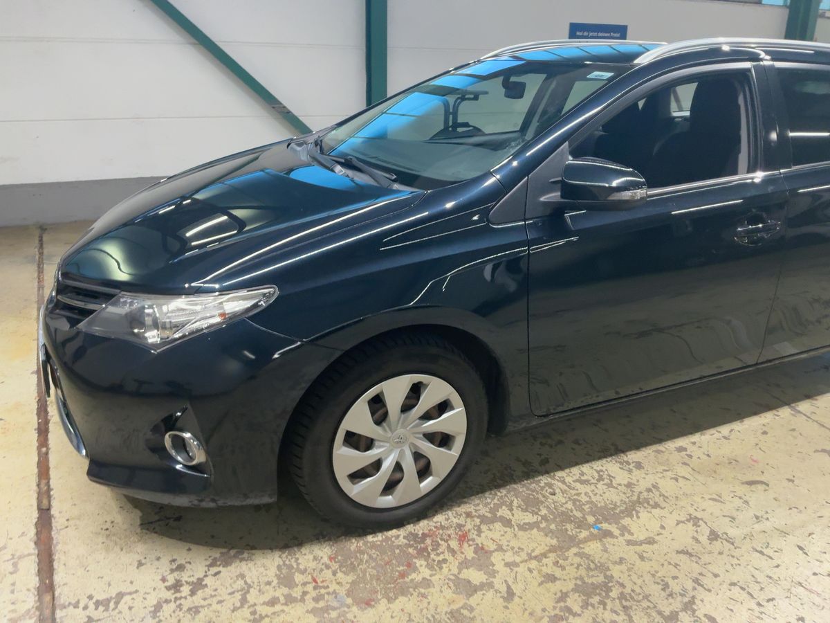 Toyota Auris Touring Sports 1.6 Comfort