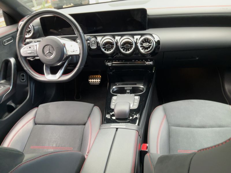 Mercedes-Benz CLA-Klasse CLA 250e Shooting Brake AMG Line — zdjęcie 12