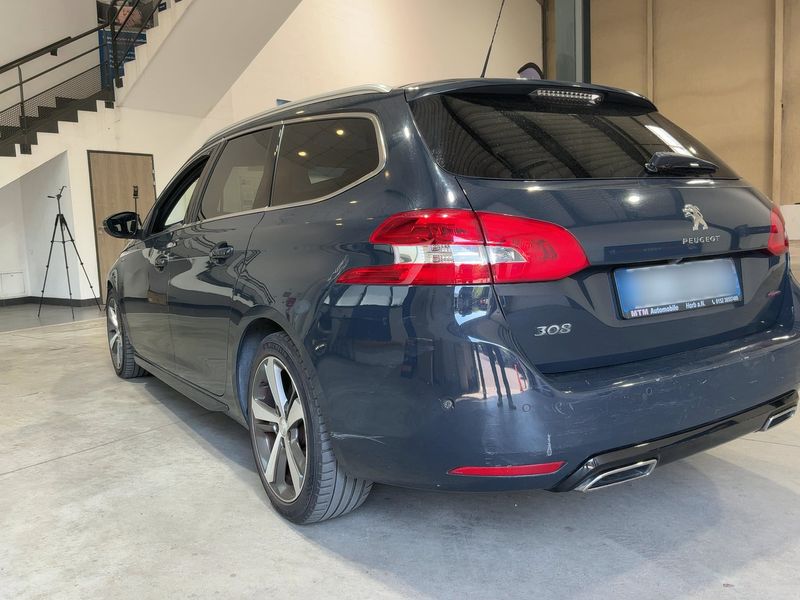 Peugeot 308 2.0 Blue-HDi GT Line 2017 – снимка 6
