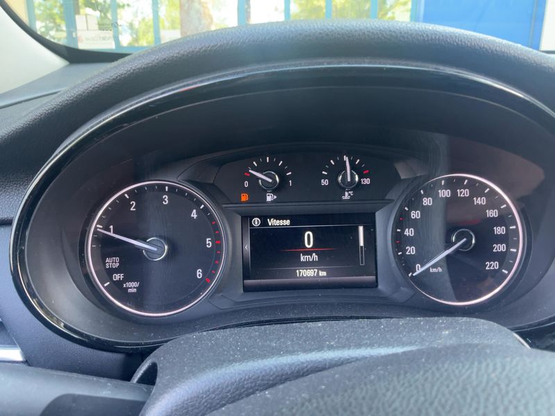 Opel Mokka X 1.6 CDTI DPF Ultimate Start/Stop — zdjęcie 13