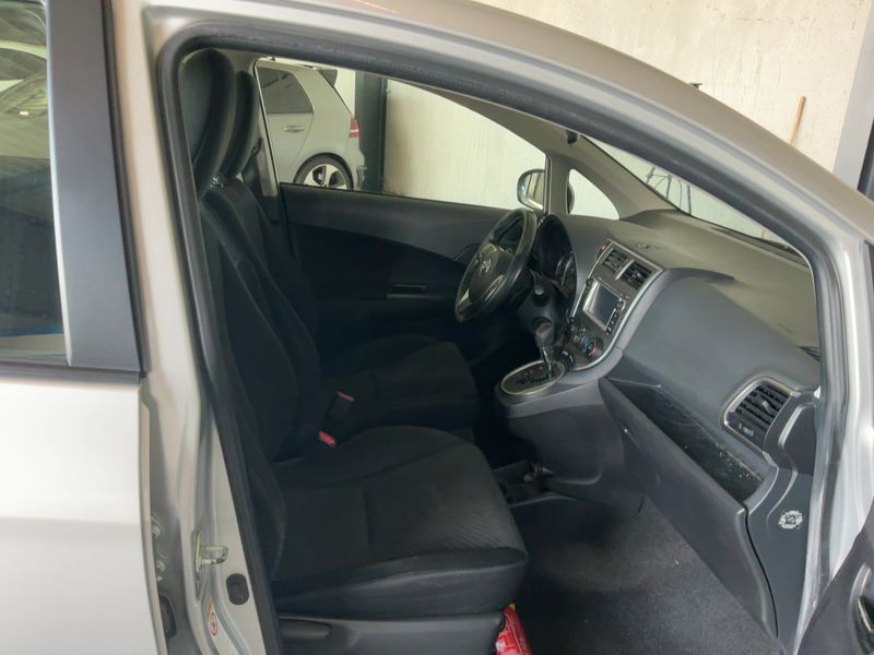 Toyota Verso-S 1.33 Dual VVT-i Life — zdjęcie 11