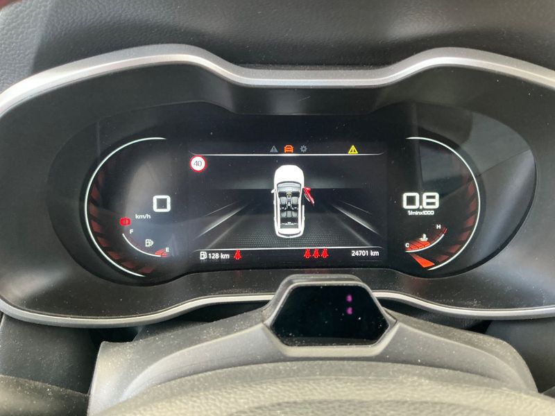 MG ZS 1.5 VTi Luxury — zdjęcie 13