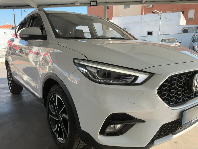 MG ZS 1.5 VTi Luxury — zdjęcie 8