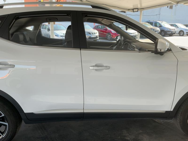 MG ZS 1.5 VTi Luxury — zdjęcie 7