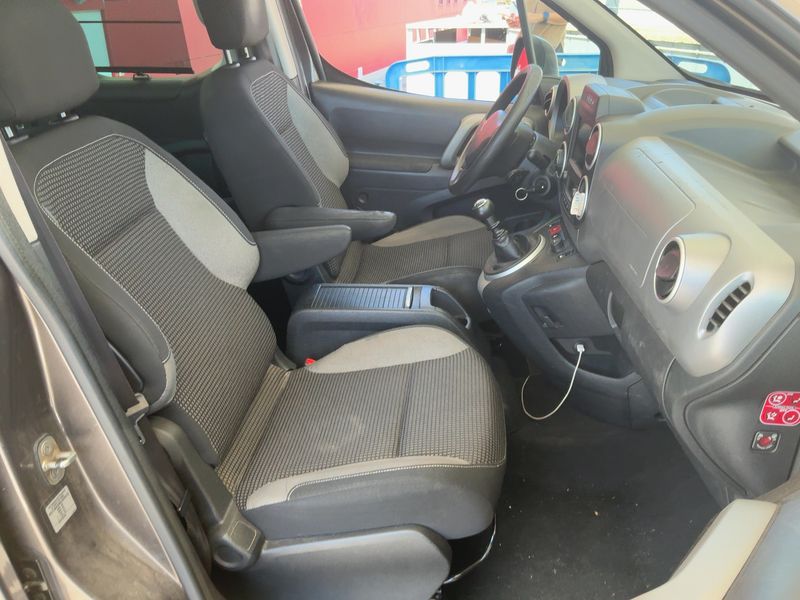 Peugeot Partner 1.6 Blue-HDi Outdoor — zdjęcie 11