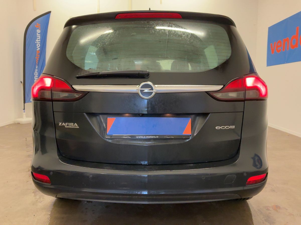 Opel Zafira 2015 — photo 8