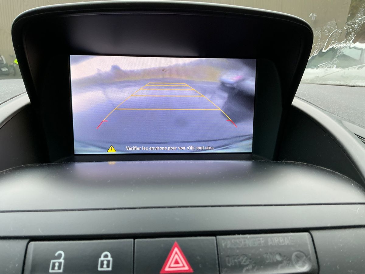 Opel Zafira 2015 — photo 35