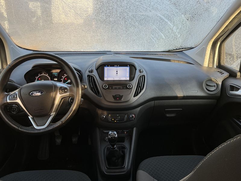 Ford Tourneo 1.0 EcoBoost Trend — zdjęcie 12
