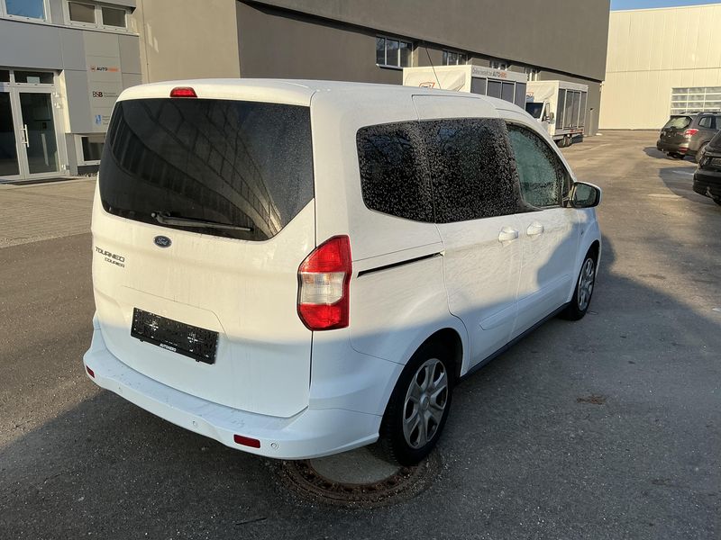 Ford Tourneo 1.0 EcoBoost Trend — zdjęcie 6