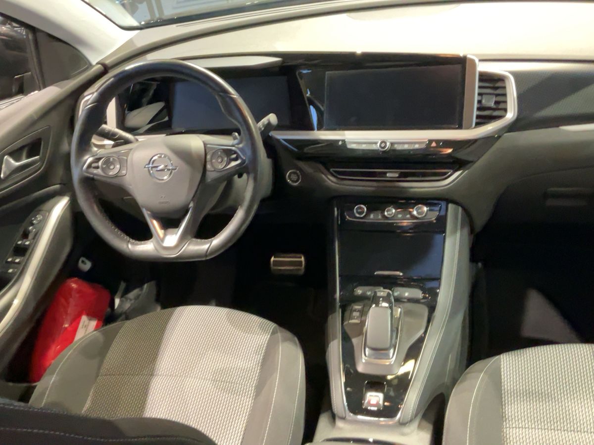 Opel Grandland 2022 — photo 18