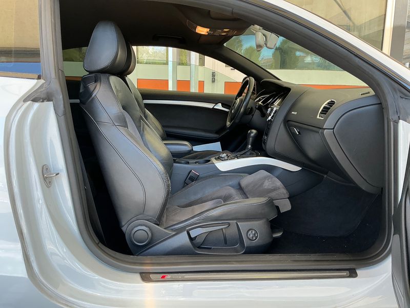 Audi A5 2.7 V6 TDI 2009 – снимка 16