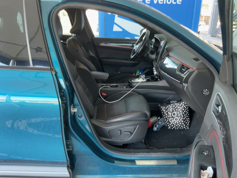 Renault Arkana 1.6 Hybrid E-Tech R.S. Line — zdjęcie 11