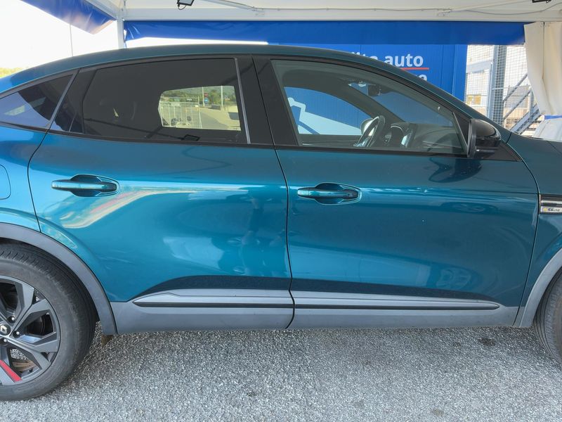 Renault Arkana 1.6 Hybrid E-Tech R.S. Line — zdjęcie 7
