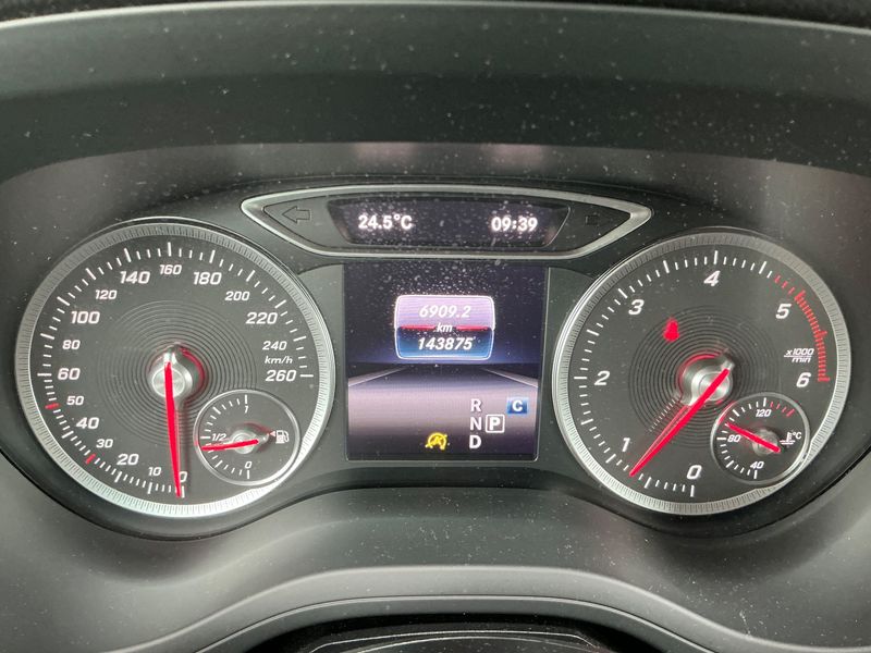 Mercedes-Benz B-Klasse B 220 CDI Urban 2017 – снимка 18