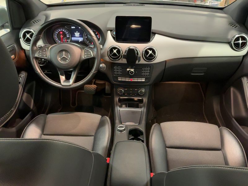 Mercedes-Benz B-Klasse B 220 CDI Urban 2017 – снимка 17
