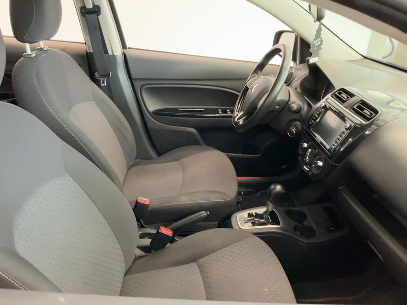 Mitsubishi Space Star 1.2 Intro Edition+ — zdjęcie 11