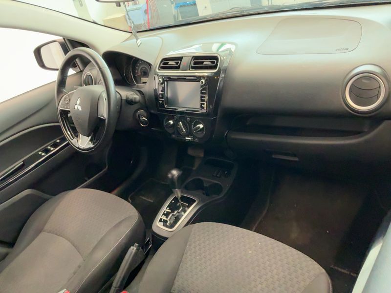 Mitsubishi Space Star 1.2 Intro Edition+ — zdjęcie 12