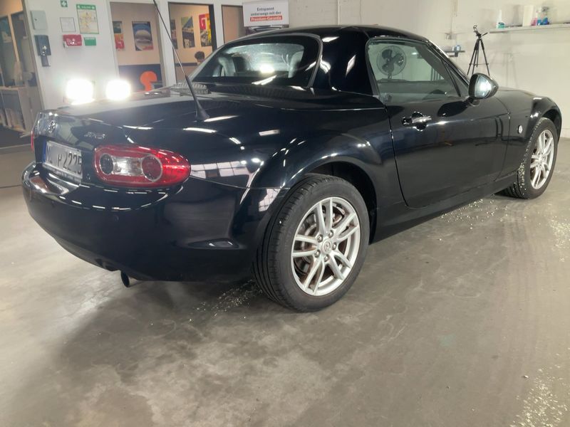 Mazda MX-5 1.8 Center-Line Roadster Coupe — zdjęcie 6