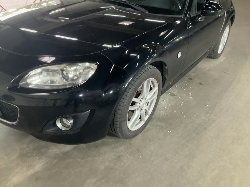 Mazda MX-5 1.8 Center-Line Roadster Coupe — zdjęcie 2