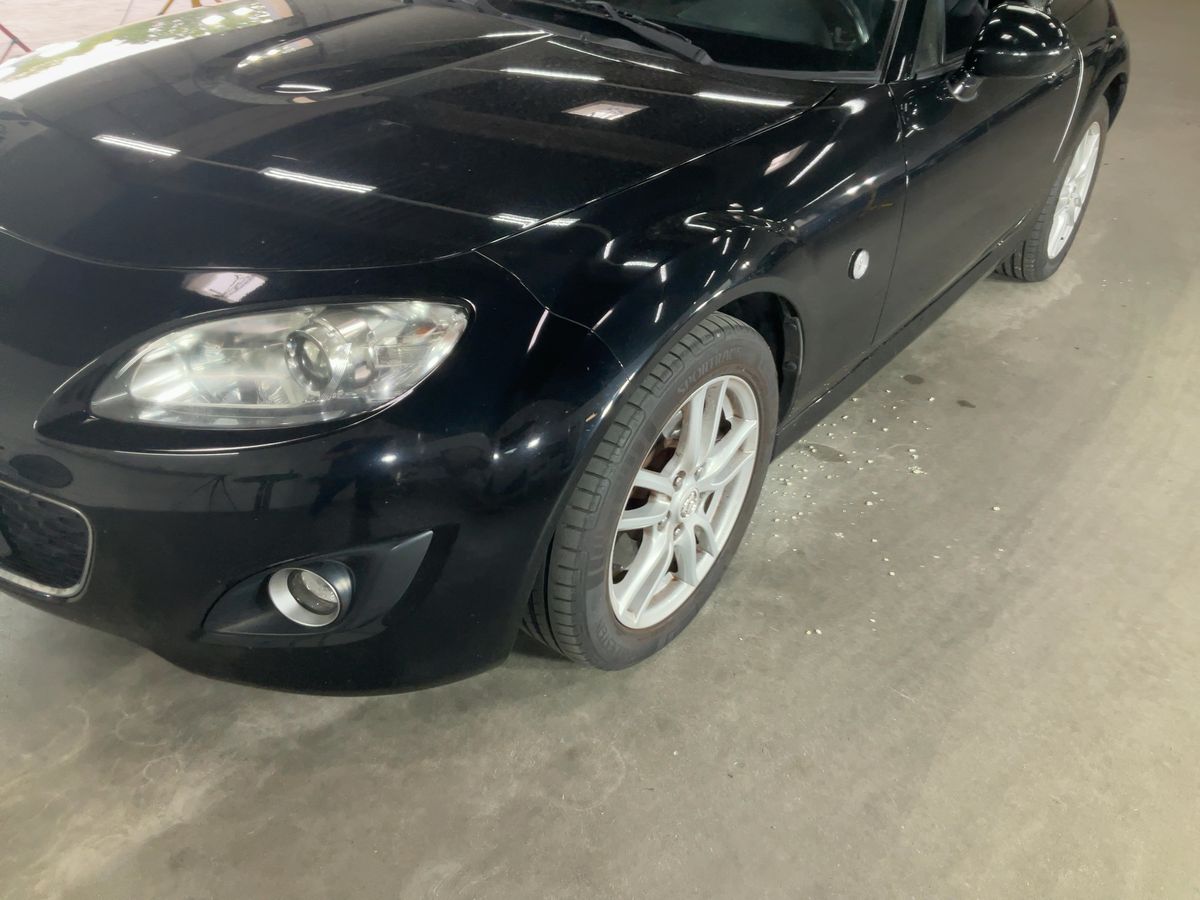 Mazda MX-5 1.8 Center-Line Roadster Coupe