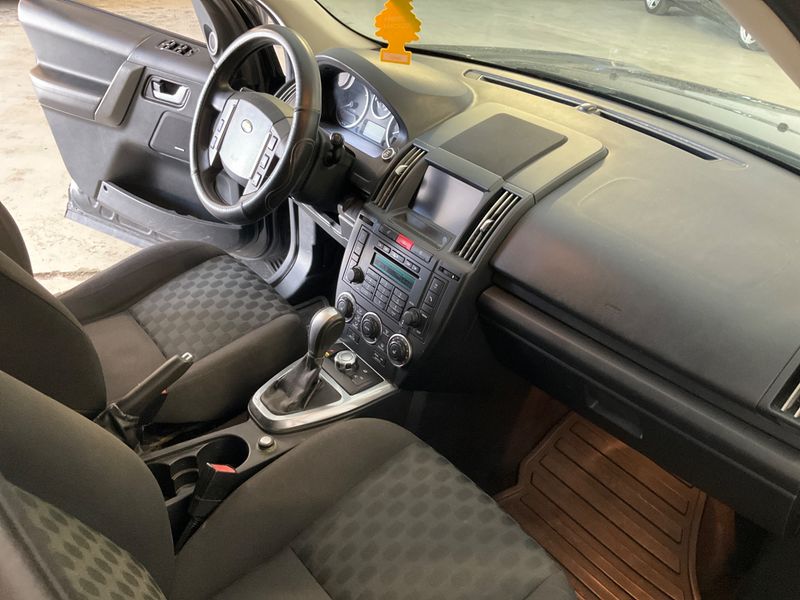 Land Rover Freelander 2.2 Td4 XS — zdjęcie 3