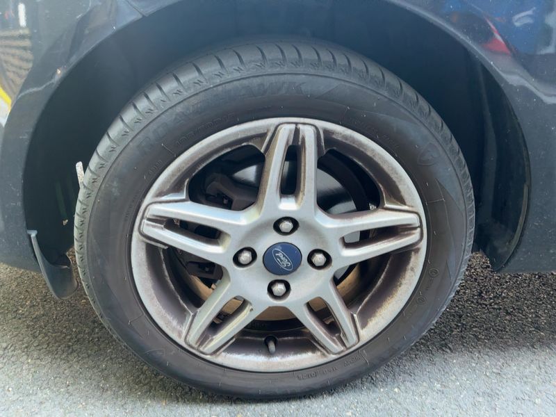 Ford Fiesta 1.0 EcoBoost Titanium 2015 – снимка 3