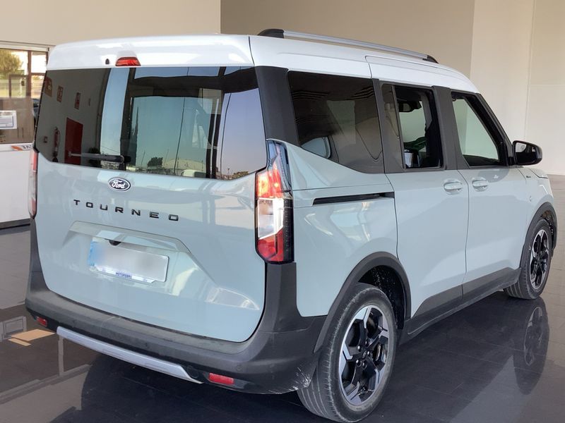 Ford Tourneo Courier 1.0 EcoBoost Active — zdjęcie 6