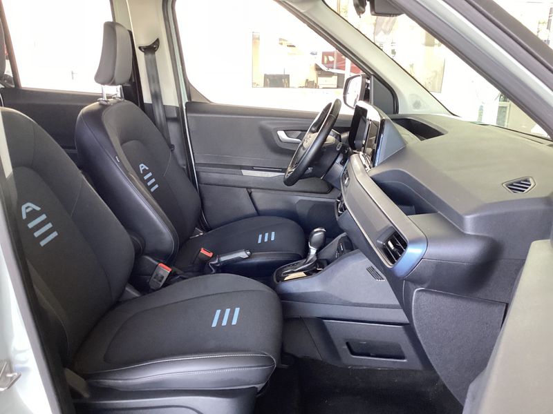 Ford Tourneo Courier 1.0 EcoBoost Active — zdjęcie 11