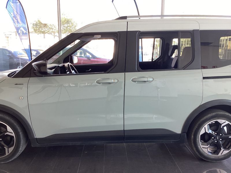 Ford Tourneo Courier 1.0 EcoBoost Active — zdjęcie 4
