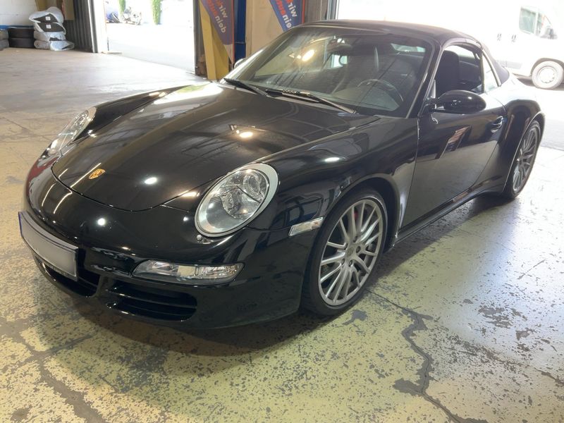 Porsche 911 997 Carrera 4S Cabrio