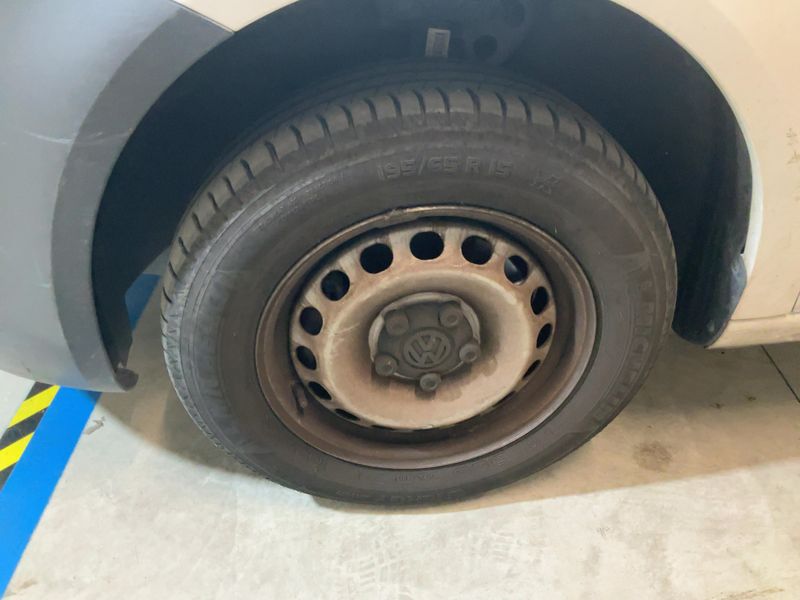 Volkswagen Caddy 1.6 TDI Maxi Kasten 2011 – снимка 3