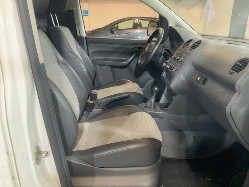 Volkswagen Caddy 1.6 TDI Maxi Kasten 2011 – снимка 16