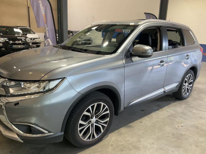 Mitsubishi Outlander 2.2 DI-D Intense ClearTec 4WD — zdjęcie 2
