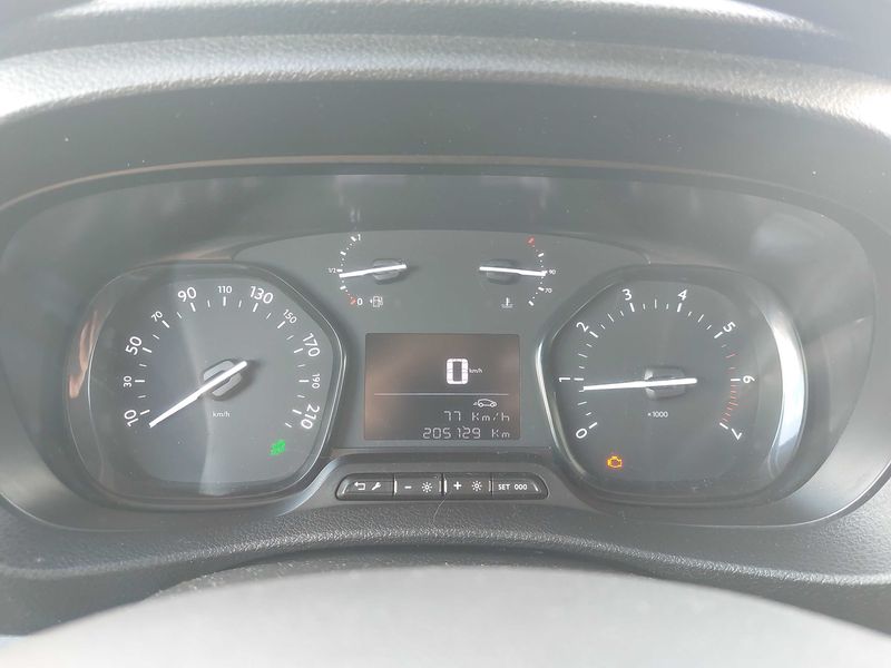 Peugeot Expert 2.0 Blue-HDi Asphalt L3 — zdjęcie 12