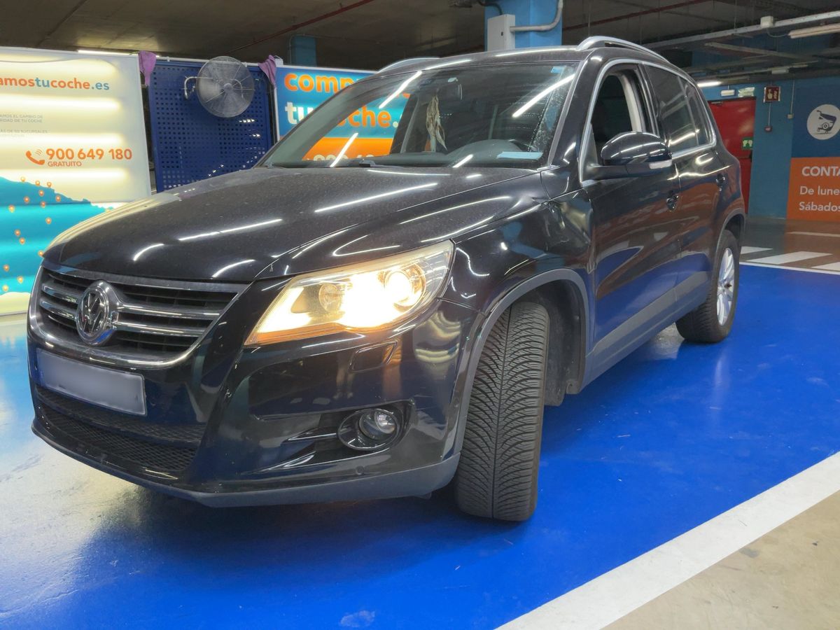 Volkswagen Tiguan 2008 — photo 1