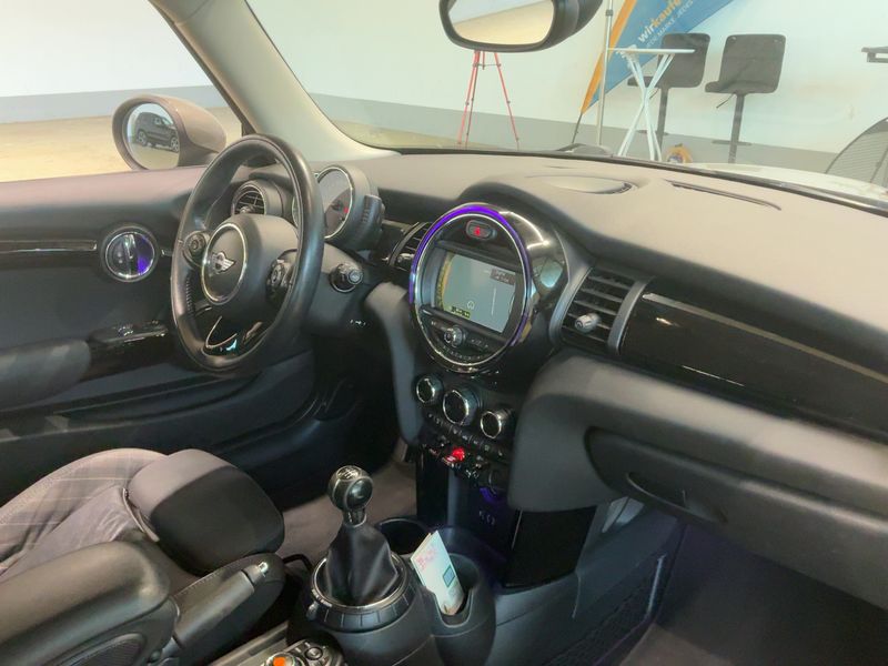 MINI One — zdjęcie 12