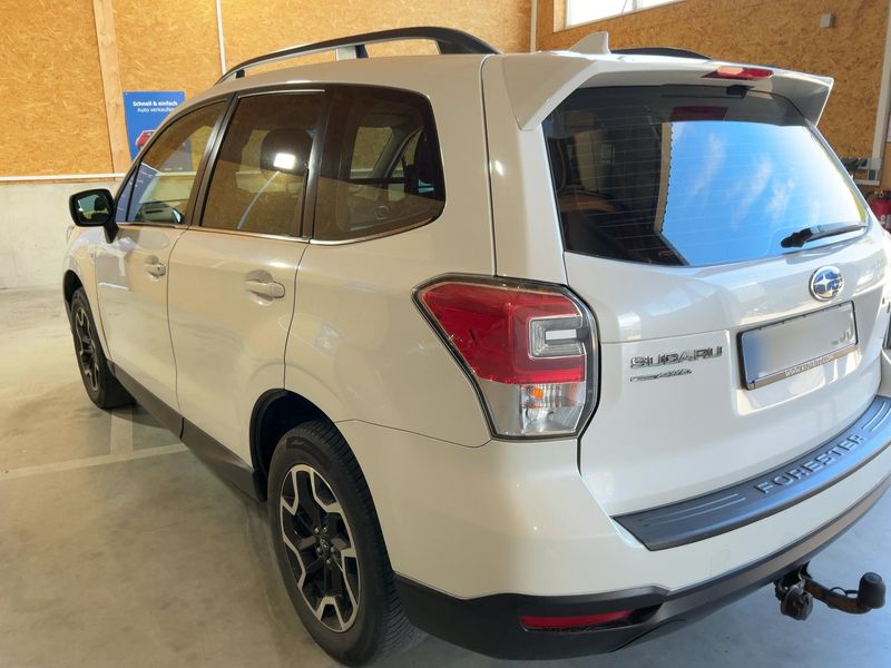 Subaru Forester 2.0 Diesel Active — zdjęcie 3