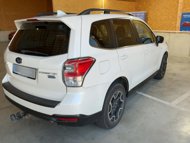 Subaru Forester 2.0 Diesel Active — zdjęcie 6