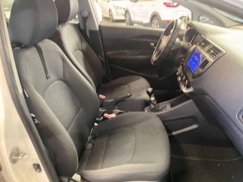 Kia Rio 1.2 Spirit — zdjęcie 3