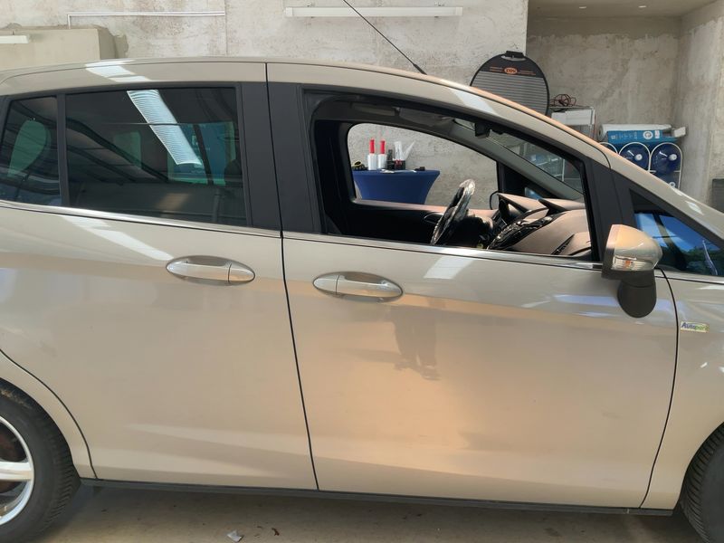 Ford B-Max 1.6 TDCi Titanium 2015 – снимка 10