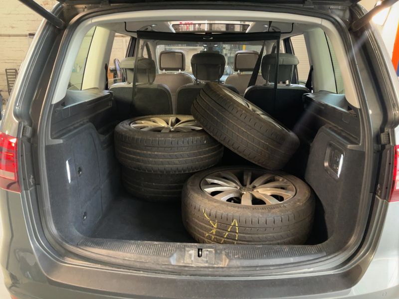 Volkswagen Sharan 2.0 TDI Highline BlueMotion Tech — zdjęcie 10