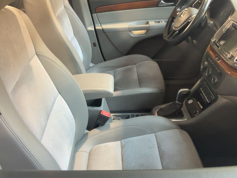 Volkswagen Sharan 2.0 TDI Highline BlueMotion Tech — zdjęcie 11