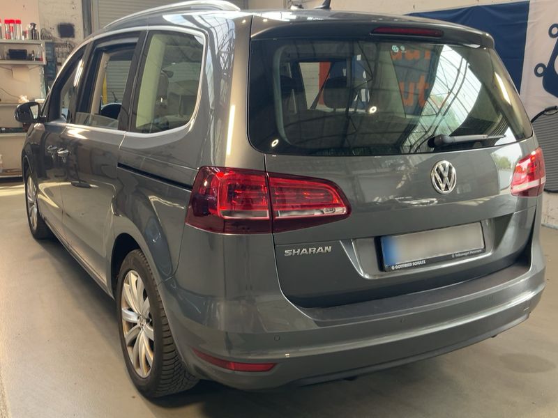Volkswagen Sharan 2.0 TDI Highline BlueMotion Tech — zdjęcie 3