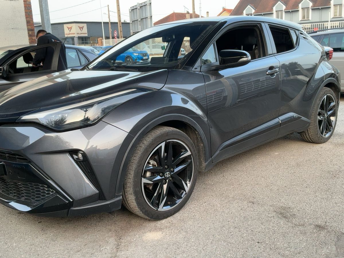 Toyota C-HR d'occasion