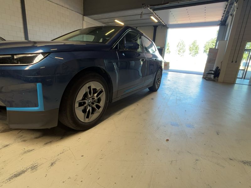 BMW iX iX 50 xDrive 2022 – снимка 2