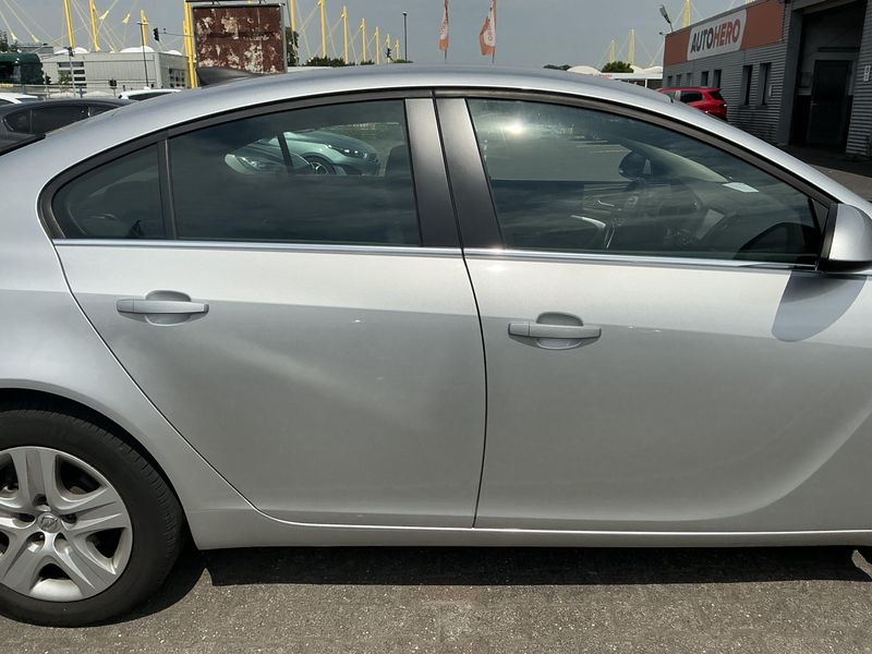 Opel Insignia 1.6 CDTI DPF Edition 2016 – снимка 10