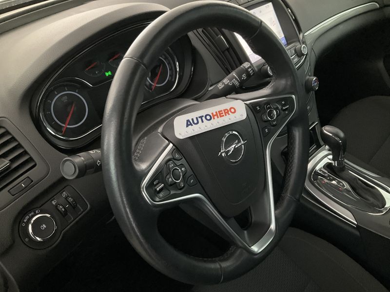 Opel Insignia 1.6 CDTI DPF Edition 2016 – снимка 22