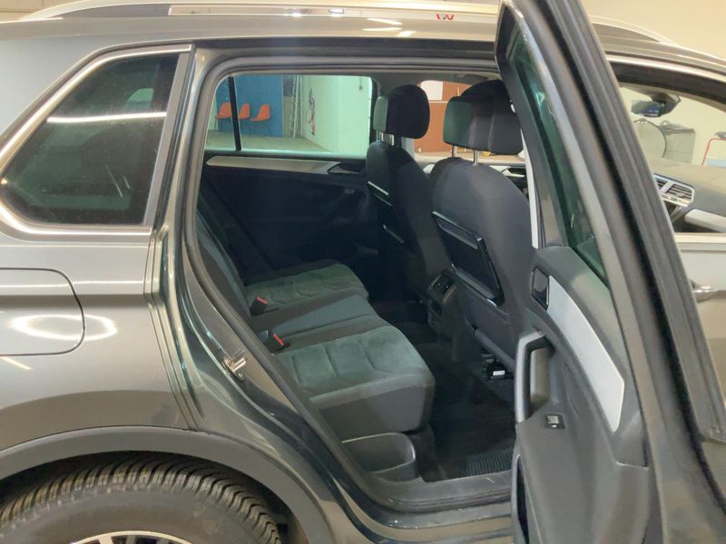 Volkswagen Tiguan 2.0 TSI Comfortline 4Motion BlueMotion Tech — zdjęcie 14